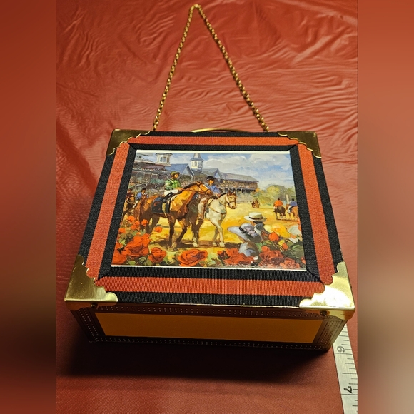 Cigar Box Purse w/GoldTone Chain/Hoop Churchill Downs/MonteCristo  Vtg E.U.C - Picture 7 of 7